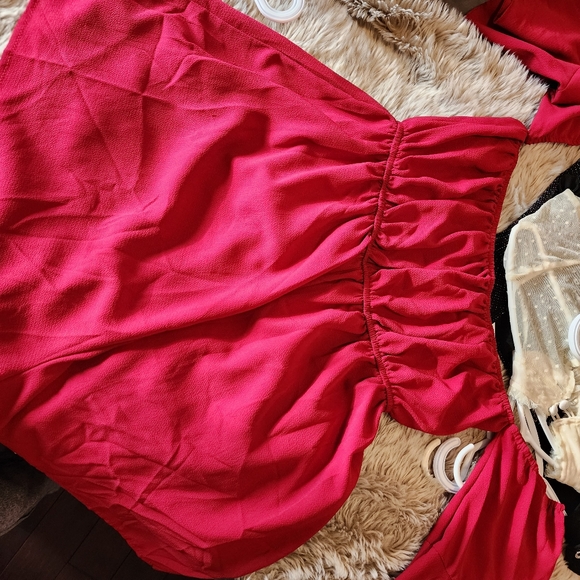 Tops - Picture 11 of 13